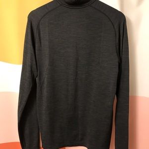 Medium Lululemon Metal Vent Tech Long Sleeve